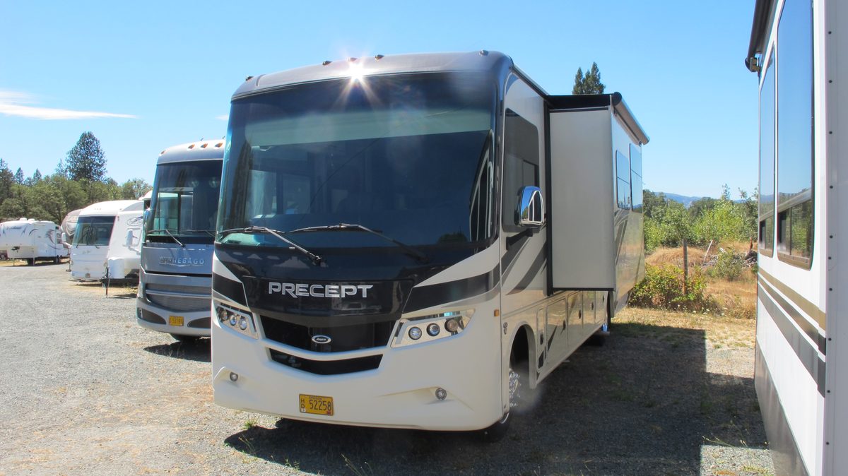 2022 JAYCO PRECEPT 36' Class "A" Motorhome